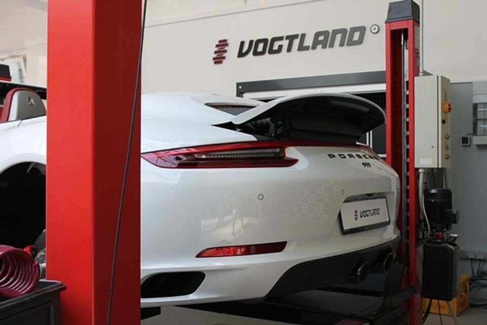 Porsche tech Center bei Vogtland